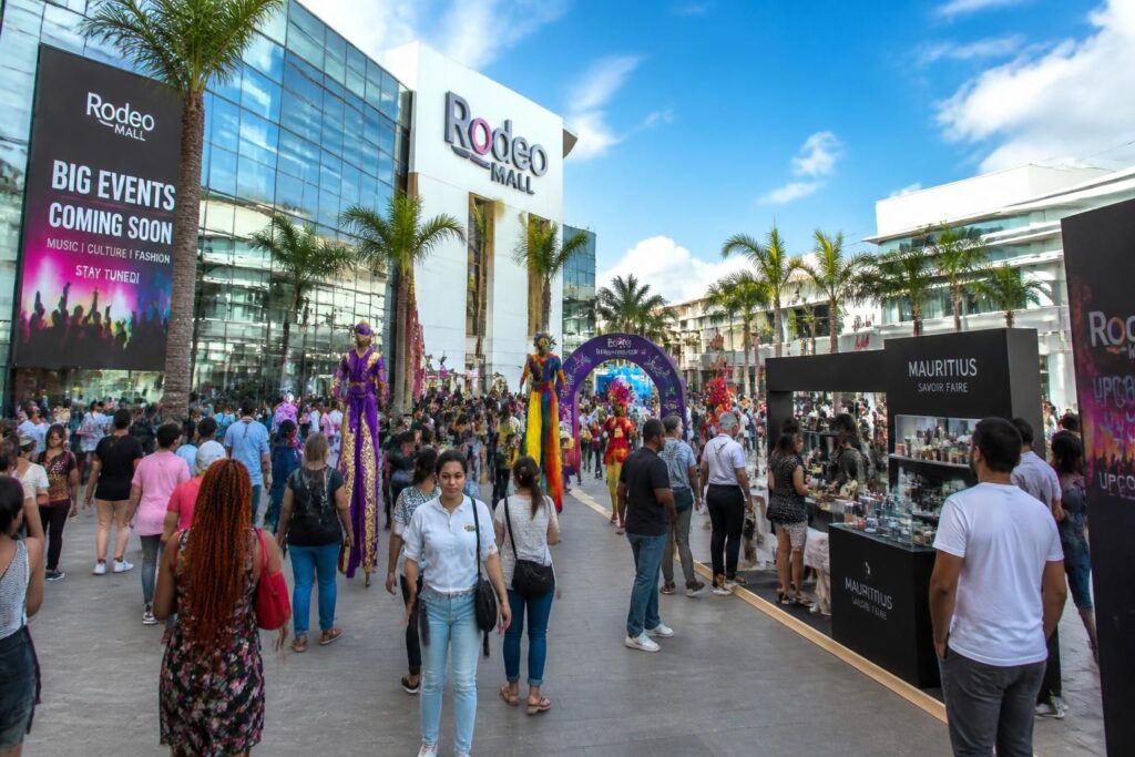 découvrez les événements incontournables à venir au rodeo mall et ne manquez aucune occasion de profiter des animations, promotions et activités exclusives prévues prochainement.